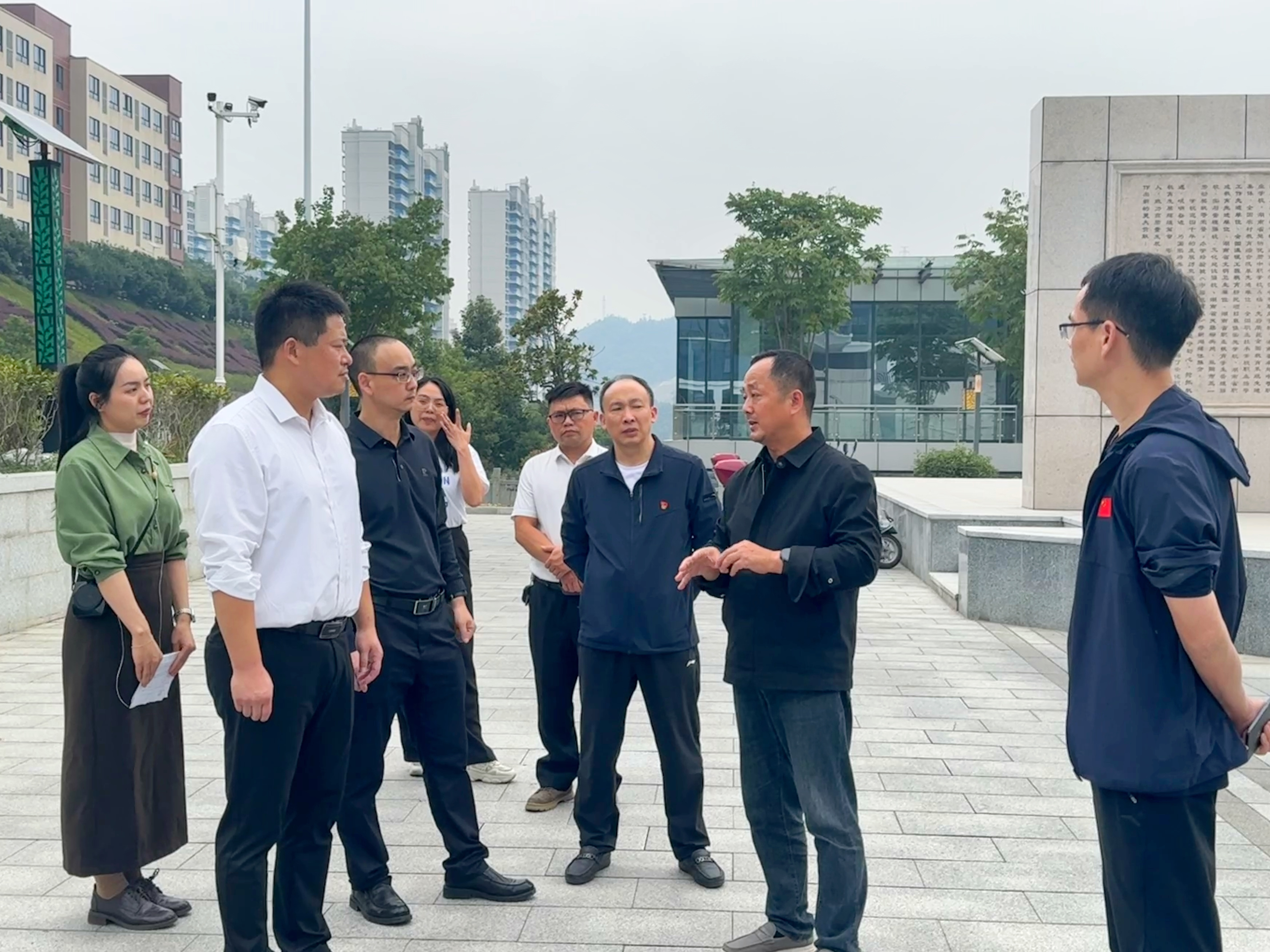 市纪委宣传部副部长曾毅一行来我校查看廉洁
文化建设市范点建设情况