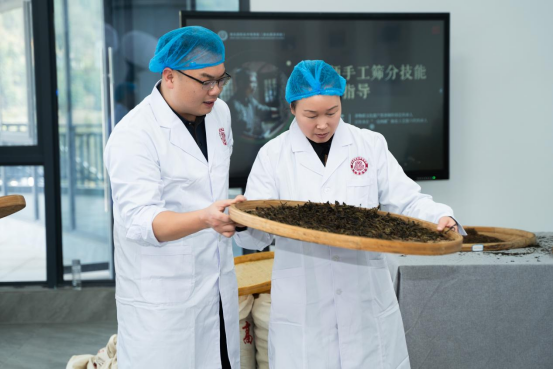 大师入校传非遗(图8)