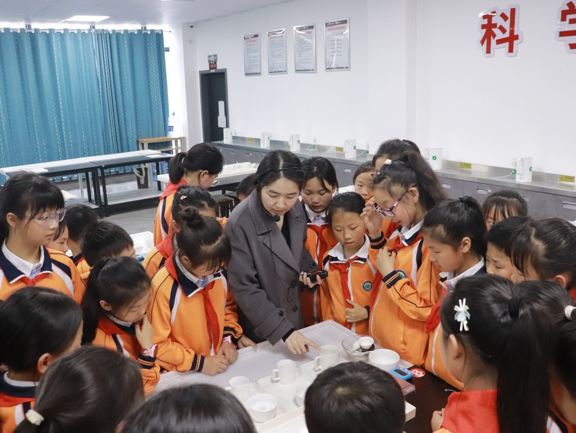 茶香润童心，文化共传承——安化县职业中专学校（安化黑茶学校）•黄沙坪完小茶文化交流活动(图8)
